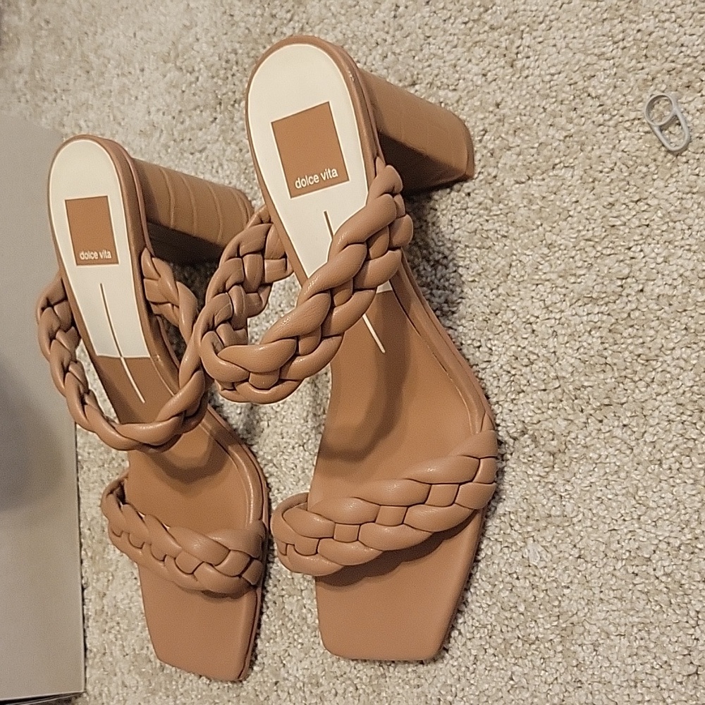 Dolce Vita Tan block heel